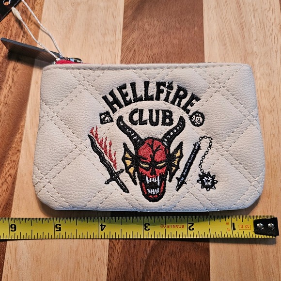 Stranger Things Primark Hellfire Club Quilted Coin Purse Cream New With Tags - Picture 7 of 9